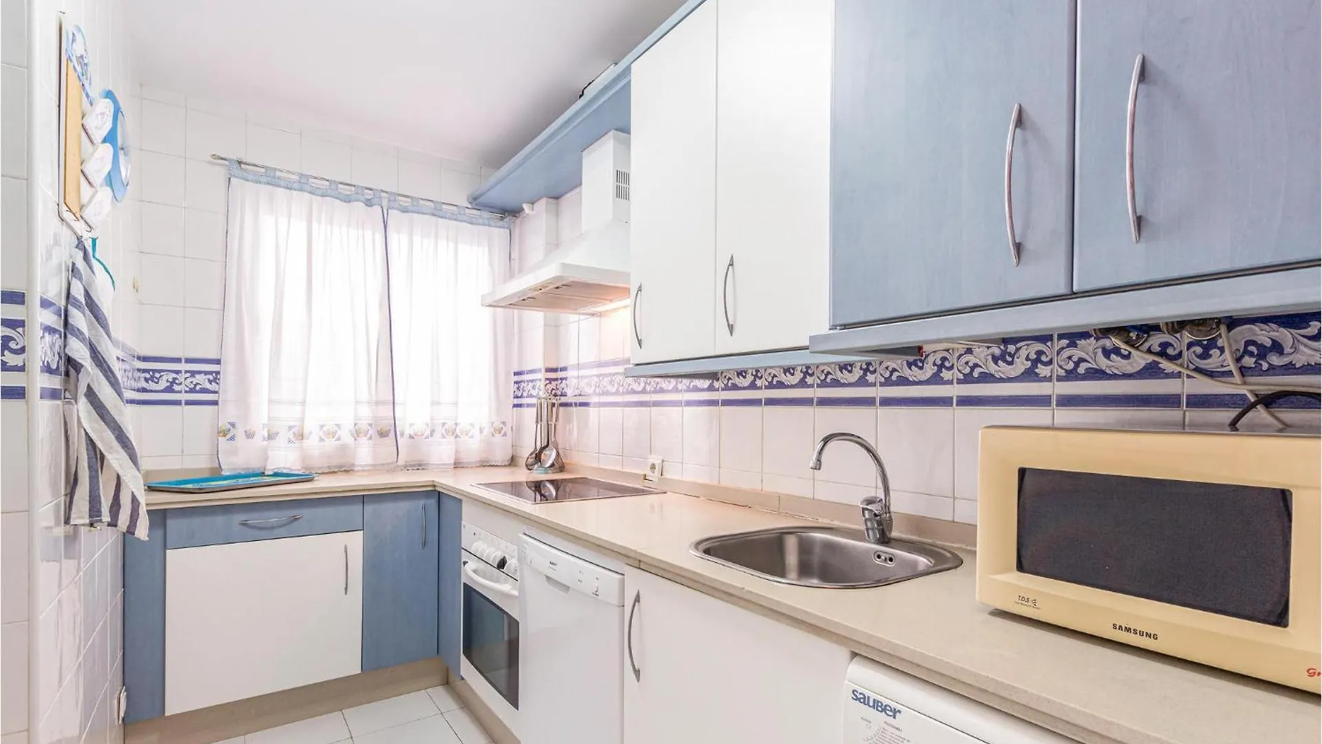 Beach Front Apartment In Torrox With Wifi España